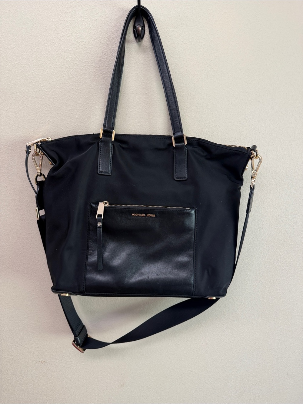 Michael Kors Black Nylon Shoulder Purse